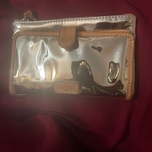 Consuela wallet Goldie